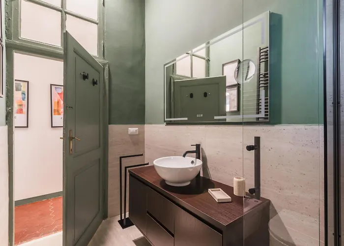 The Rent - In Monti District