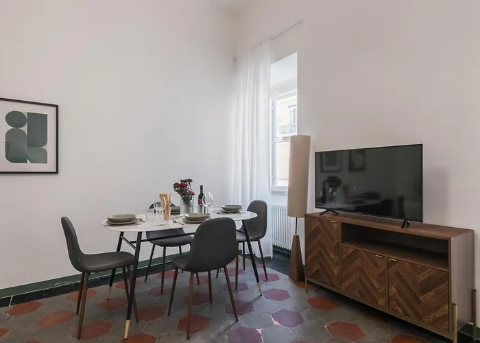 The Rent - In Monti District Daire *